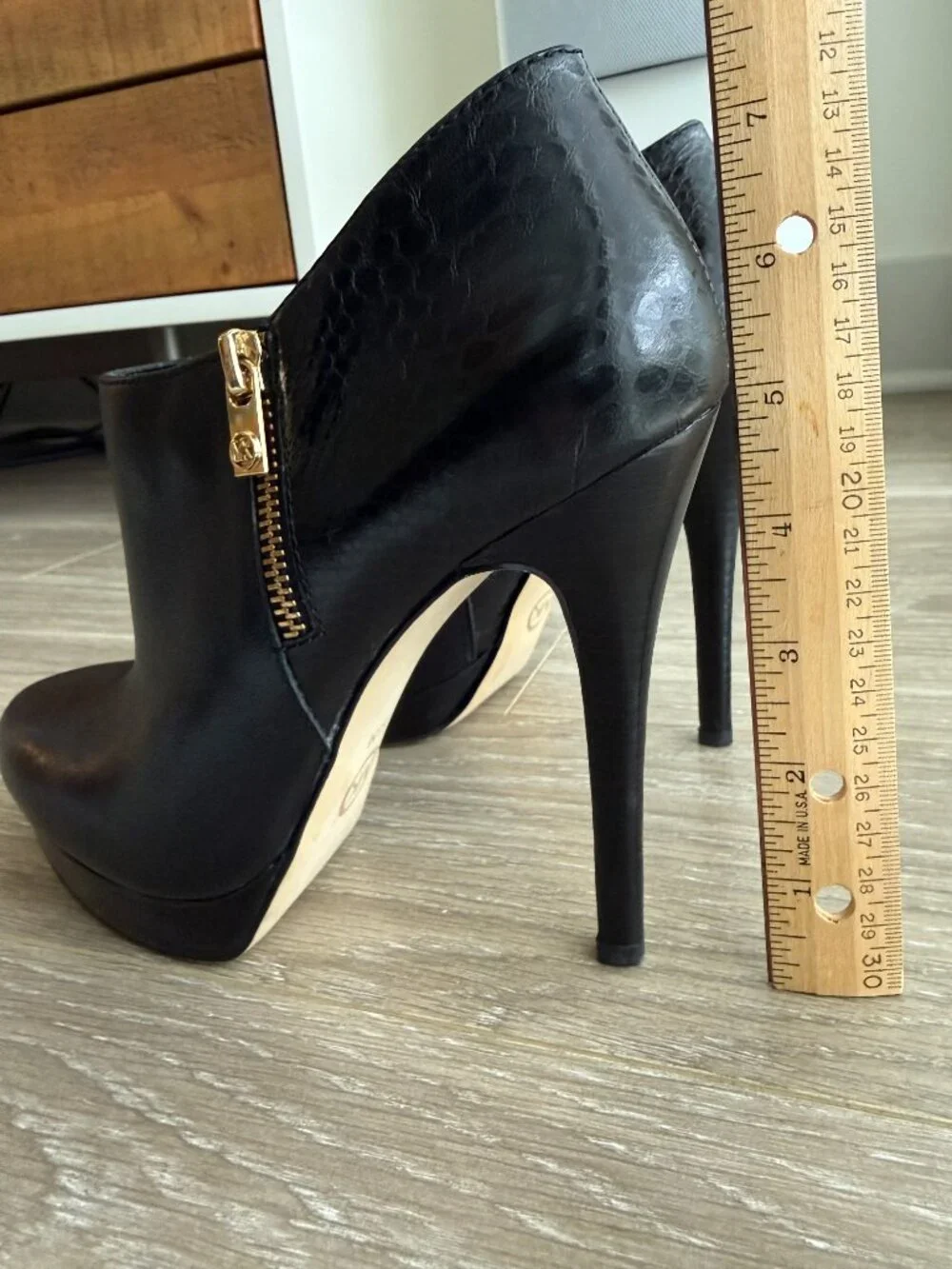 Michael Kors York Black High Heel Ankle Boots - Picture 10 of 11